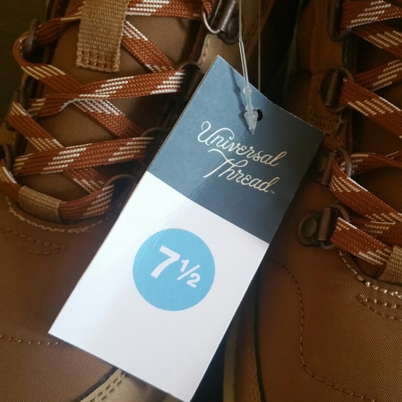 ●SOLD● NWT Women's Universal Thread Bergen Quilted Hiker Tan Ankle Booties Boots - Picture 9 of 10